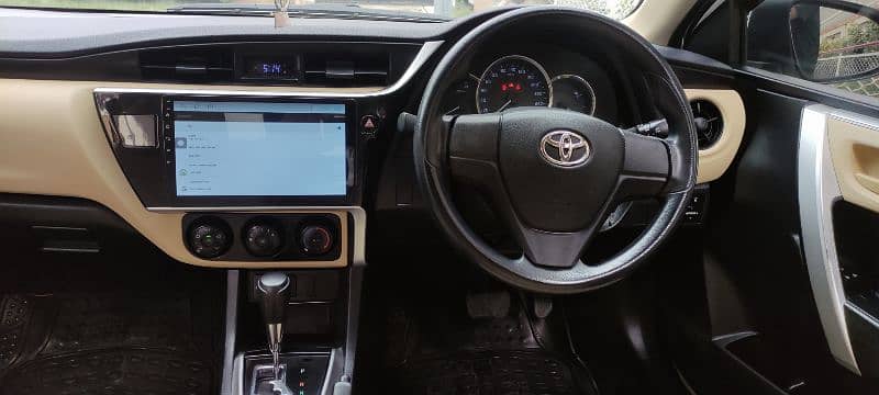 Toyota Corolla GLI Automatic 1.3 VVTI 2020 super white 14