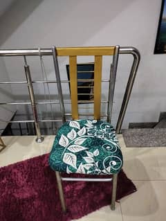4 chairs for sale 0