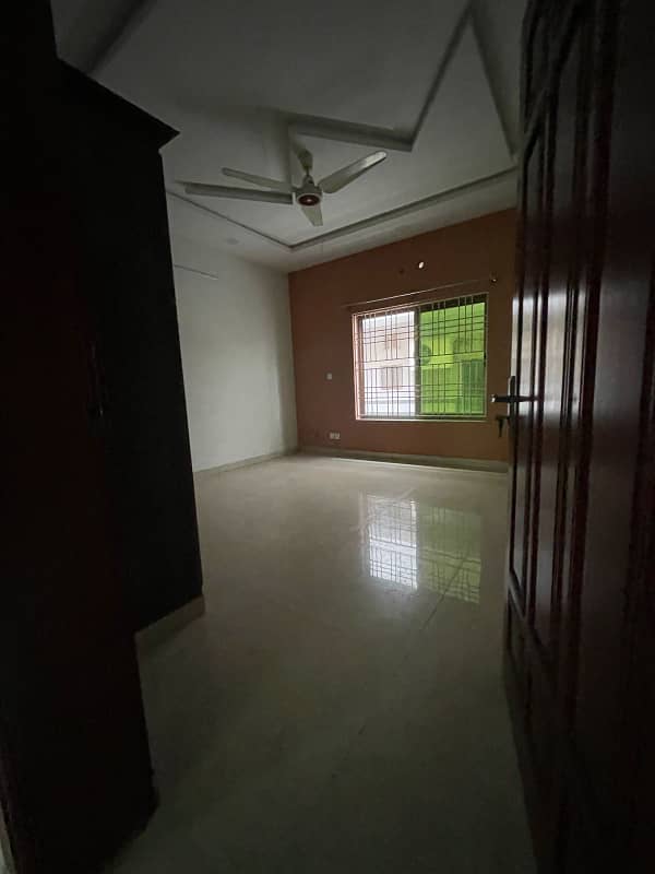 1 Kanal Full House Available For Rent in PAKISTAN TOWN Phase 2 Islamabad 4
