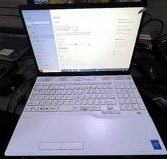 Fujitsu Laptop with 1 GB Graphic Card built-in