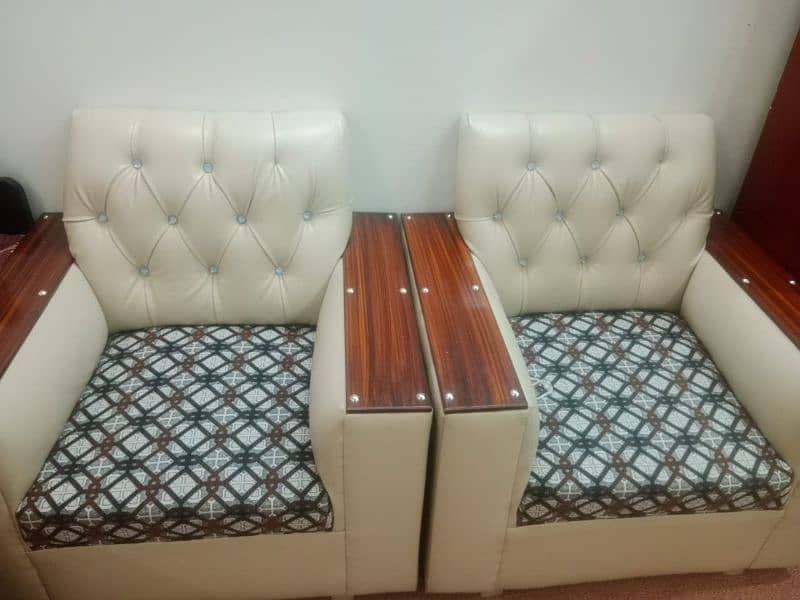 Comfortable sofa set 2
