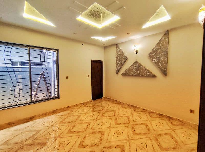 5 Marla Upper Portion For Rent Available In Park View City Lahore 5