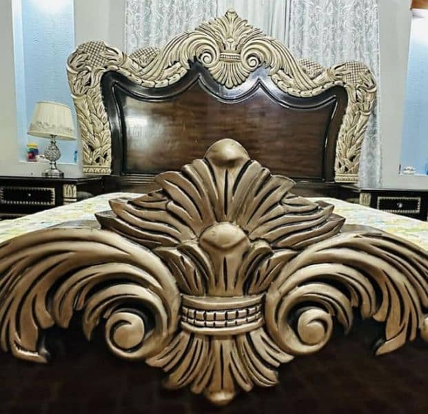 Royal style wooden bed set includes bed, side table, dressing table. 4