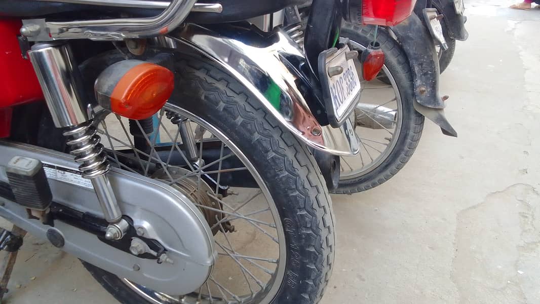 Honda 125 2021 in mint condition 9