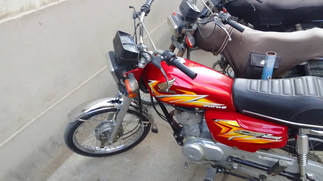Honda 125 2021 in mint condition 10