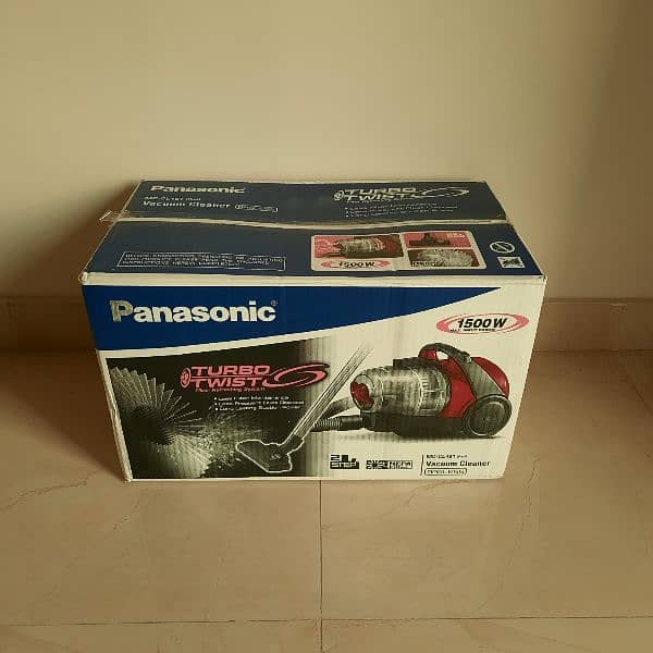 Panasonic Bagless vacuum cleaner Imported for sale in Faisalabad 4