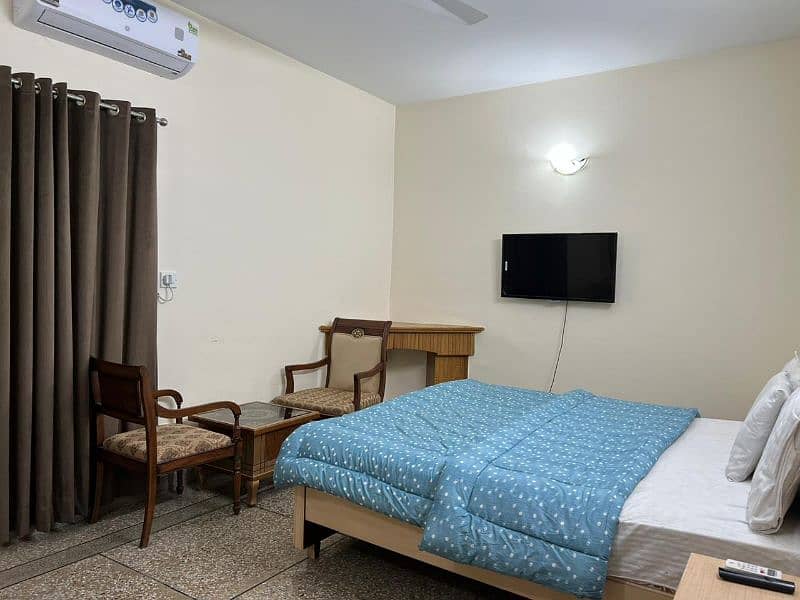 Guest house rooms available for daily  weekly and monthly baisi 3