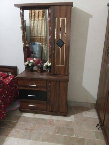 New Furniture for sale in good condition baki ap pic me dekh saktay ha 6