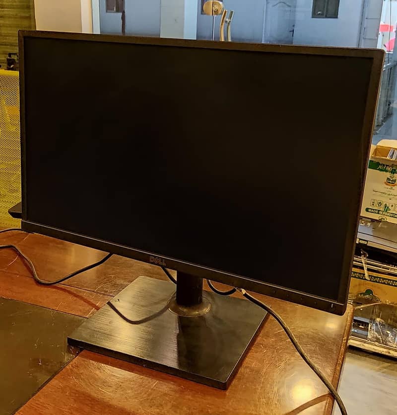 DELL 24inch LCD Monitor IPS Display for Sale 6
