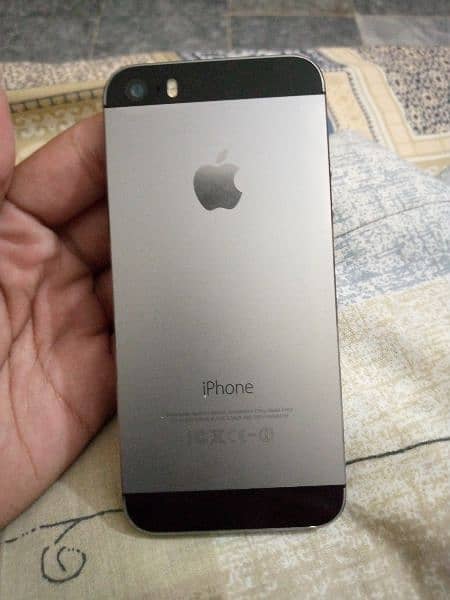 Iphone 5 S,Non PTA,Neat Condition 32 Gb 2