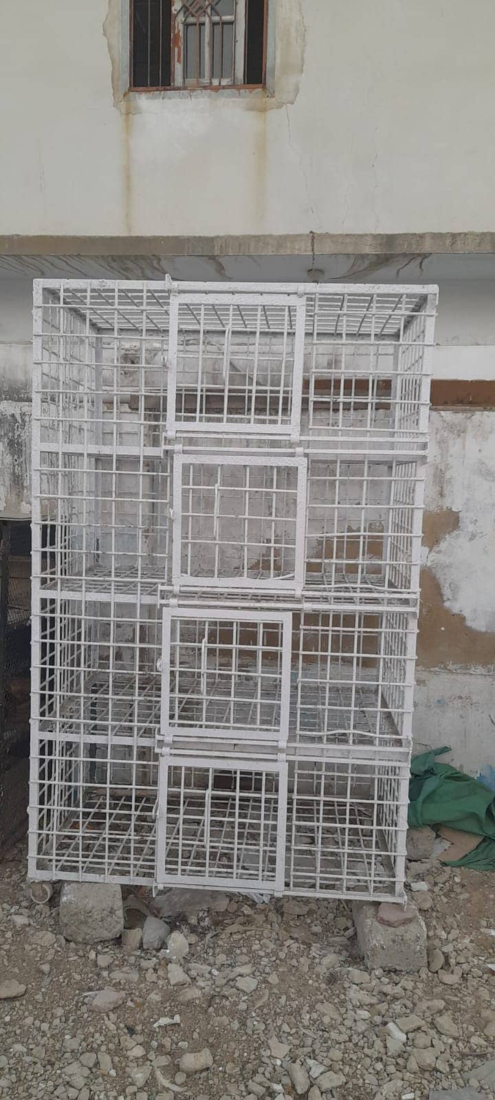 Solid Steel bar chicken cage 1