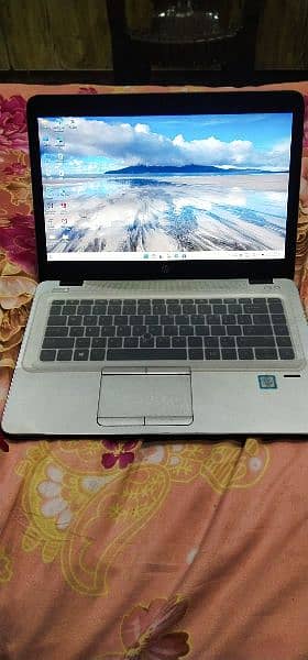 HP laptop Elitebook G3 840 6