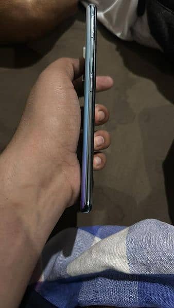 Oppo F15 8/256 Only Phone 3