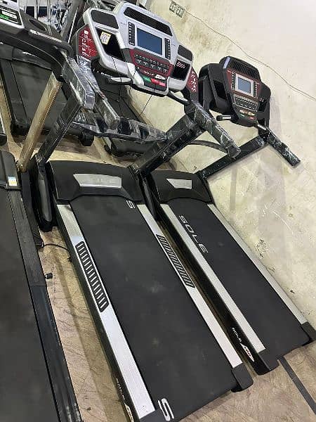 Treadmills / Eletctric treadmill / Elleptical / Spin bikes 9