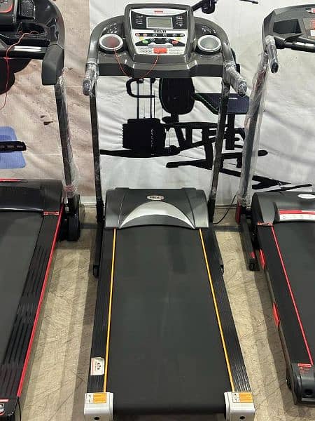 Treadmills / Eletctric treadmill / Elleptical / Spin bikes 16