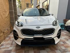 Kia Sportage AWD 2020.100% original top of the line first owner