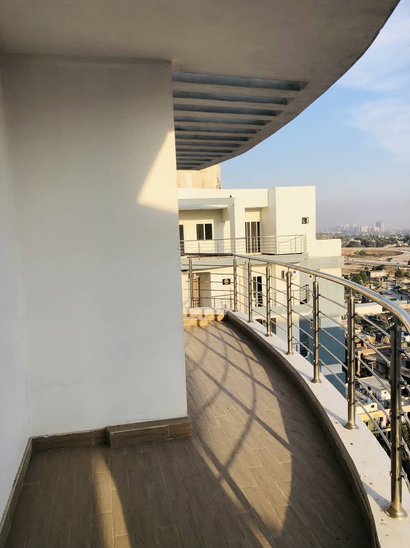 Lavish 4 Bedroom Penthouse Available For Sale In Capital Residencia E-11 3