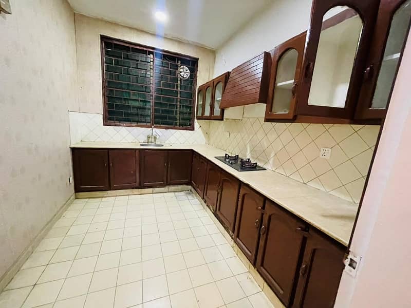 3 Bedroom Flat Available For Sale In F11 milinium Heights 13