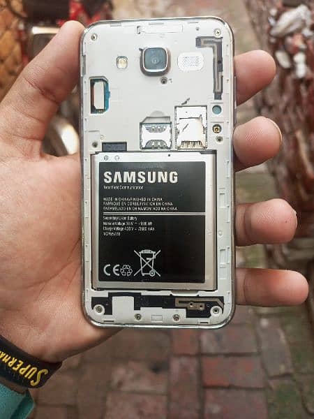 Samsung Galaxy J5 2/16 4