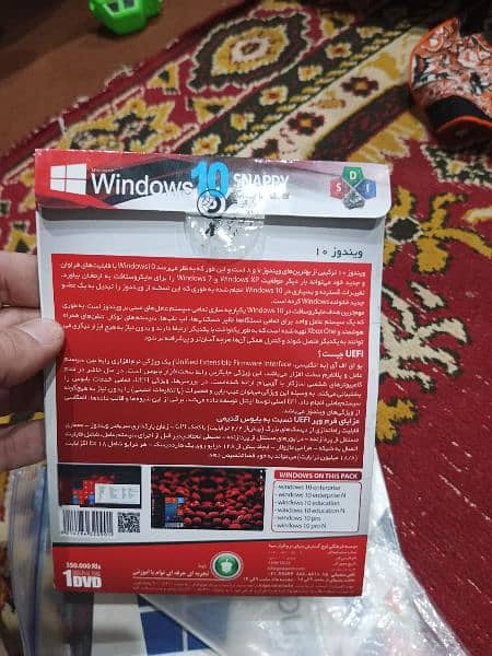 Windows 10 with drivers both brand new DVDs 0