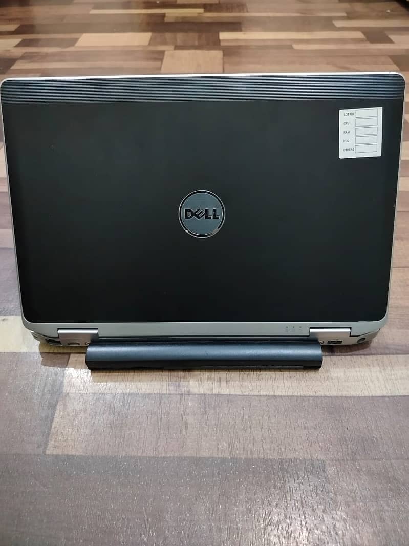 Dell Laptop for sale core i 5 4th gen 5