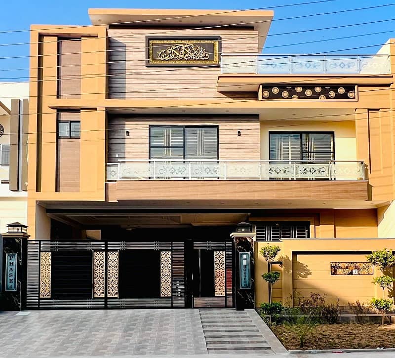 10 Mala Most Beautiful House For Sale In Jeewan City Sahiwal 0