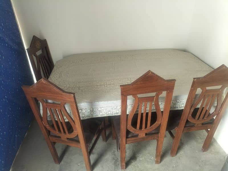 good condition pure wood 6 chairs k sath 0