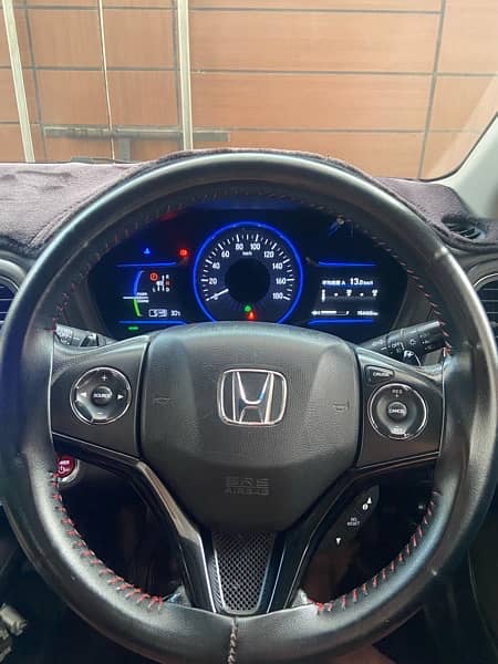 Honda Vezel Hybrid X Package 14