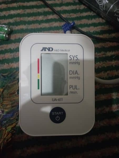 blood pressure monitor UA 611 0