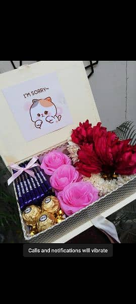 customize gift boxes & chocolate basket bouquet for valentines day 4