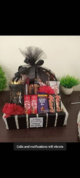 customize gift boxes & chocolate basket bouquet for valentines day 5