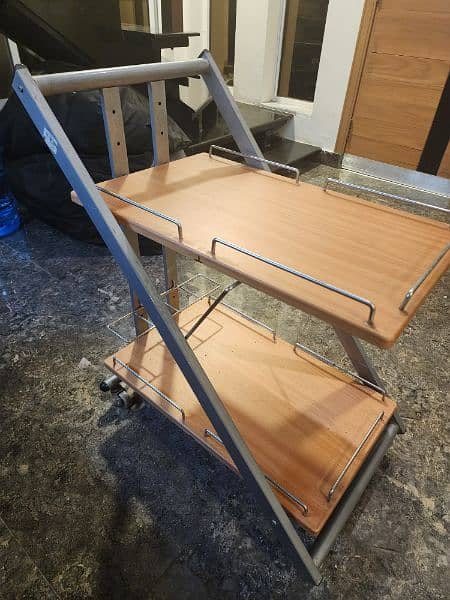 slightly used tea trolley from alfateh store 3