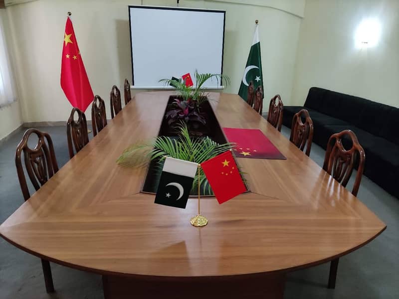 Office table desk flag with gold flagpole base , china flag Lahore 4