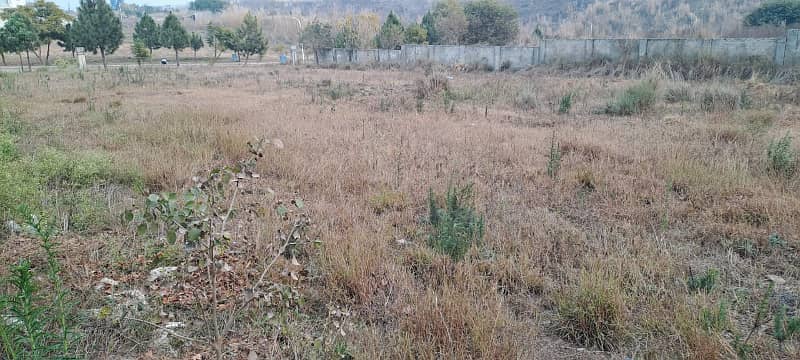 Rare Opportunity Alert! 5 Kanal Develop Possession Corner Farm House Plot For Sale In Block B, Gulberg Greens, Islamabad! 15