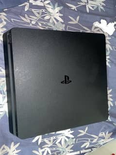 Playstation 4 Slim 500gb with box and one controller
