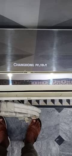 changhong ruba 1.5 ton simple ac totally geniun