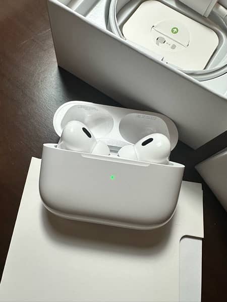 Apple Airpods Pro (2nd Generation) 3
