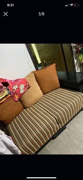 3,2,1 sofa set very good condition pure wood 3