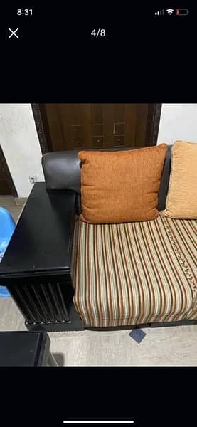 3,2,1 sofa set very good condition pure wood 5
