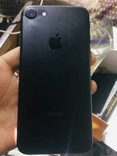 03012936706 IPhone 7 128GB non PTA