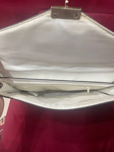Excellent condition imported branded handbags available for sale (Used 16
