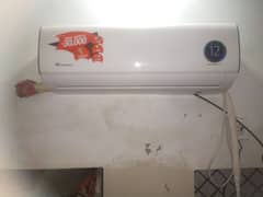 1 Ton Dawlance Inverter Heat and Cool for sale