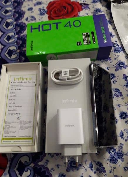 10/10 full box with charger less then one month use 2