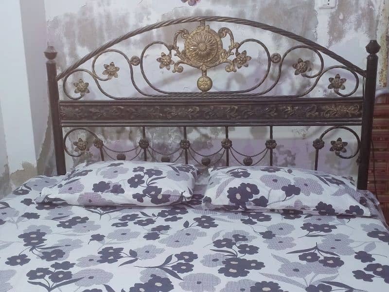 Double bed for sale 5by6 with mattress 2
