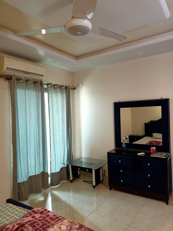 3 bedrooms furnished apartment Available for Rent in E-11 5