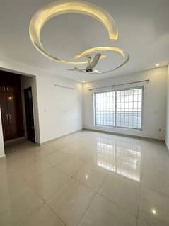 1 Kanal Brand New Luxury Upper Portion For Rent In Bahria Town Lahore
