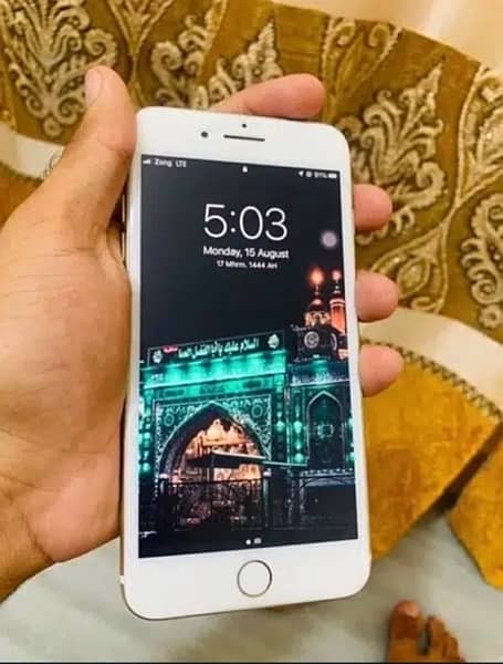 i phone 7 plus 256 gb 9/10 condition personal used 1st owner pta aprov 2
