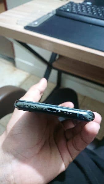 Iphone 11 pro jv 256gb  panel change non pta 7