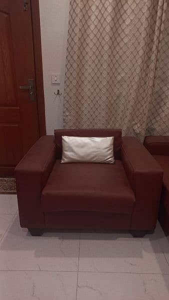 leather sofas in good condition 1