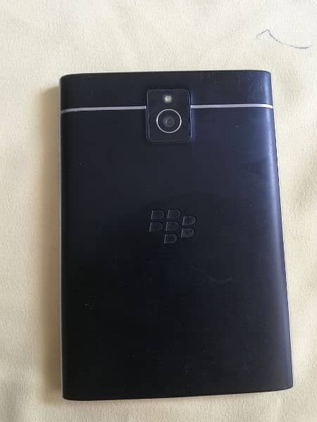 blackberry passport NON PTA 3GB/32GB 1